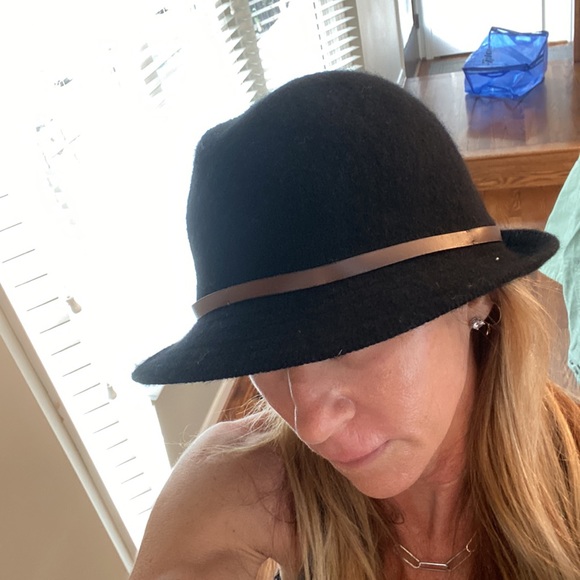 Black hat - Picture 3 of 9